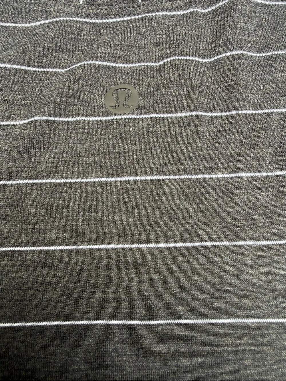 7 long sleeve, Lululemon shirts lot all in pristine condition see all pictures!😀